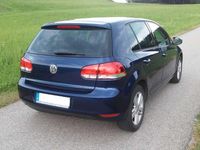 Gebraucht VW Golf VII Match 80 PS (58 kW) 2012 Blau Limousine