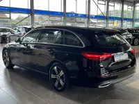 Gebraucht Mercedes C200 Avantgarde 163 PS (119 kW) 2023 Schwarz Kombi