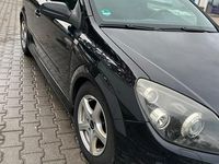 Gebraucht Opel Astra 116 PS (85 kW) 2009 Schwarz Coupé