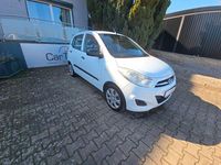 Gebraucht Hyundai i10 69 PS (50 kW) 2012 Weiß Kleinwagen