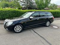 Gebraucht Mercedes E220 170 PS (125 kW) 2010 Schwarz Kombi
