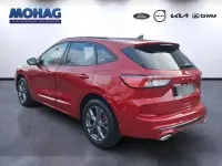 Gebraucht Ford Kuga ST-Line X 225 PS (165 kW) 2022 Rot SUV