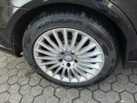 Gebraucht Mercedes E220 170 PS (125 kW) 2014 Schwarz Limousine
