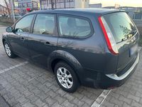 Gebraucht Ford Focus 101 PS (74 kW) 2008 Blau Kombi