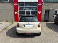 Gebraucht Mini Cooper D 109 PS (80 kW) 2010 Weiß Kleinwagen