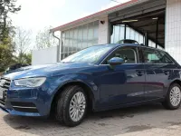 Gebraucht Audi A3 Ambiente 150 PS (110 kW) 2014 Blau Limousine