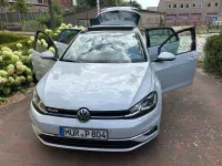 Gebraucht VW Golf VII Comfortline 131 PS (96 kW) 2019 Weiß Limousine