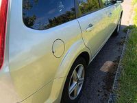 Usata Ford Focus 101 CV (74 kW) 2008 Argento Berlina