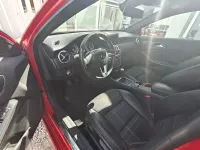 Gebraucht Mercedes A180 Urban 122 PS (89 kW) 2013 Rot Kleinwagen