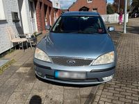 Gebraucht Ford Mondeo 125 PS (91 kW) 2004 Blau Limousine
