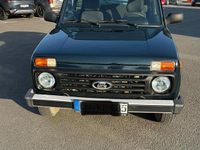 Gebraucht Lada niva 82 PS (60 kW) 2018 Grün SUV