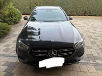 Używany Mercedes E400 330 KM (242 kW) 2020 Czarny Sedan/Limuzyna