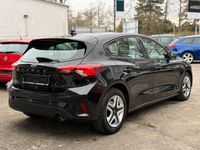 Gebraucht Ford Focus 120 PS (88 kW) 2022 Schwarz Limousine