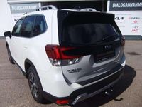 Gebraucht Subaru Forester Active 150 PS (110 kW) 2024 Crystal white pearl SUV