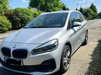 Gebraucht BMW 220 Gran Tourer Sport Line 190 PS (139 kW) 2018 Silber Van / Kleinbus