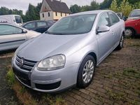 Gebraucht VW Jetta 101 PS (74 kW) 2007 Silber Limousine