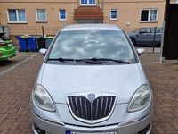 Gebraucht Lancia Musa 95 PS (69 kW) 2007 Silber Van / Kleinbus