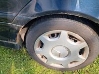 Gebraucht Mercedes C180 143 PS (105 kW) 2004 Schwarz Kombi