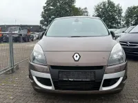 Gebraucht Renault Scénic III Luxe 131 PS (96 kW) 2009 Braun Van / Kleinbus