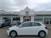 Gebraucht VW Polo Life 80 PS (58 kW) 2023 Pure white Kleinwagen