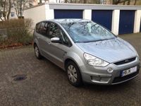Gebraucht Ford S-MAX Titanium 140 PS (102 kW) 2007 Silber metallic Van / Kleinbus