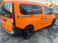 Gebraucht VW Caddy 102 PS (75 kW) 2021 Orange Van / Kleinbus