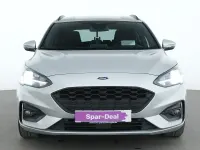 Gebraucht Ford Focus ST-Line 125 PS (91 kW) 2021 Polar silber Limousine