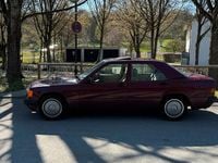 Gebraucht Mercedes 190 75 PS (55 kW) 1991 Rot Limousine