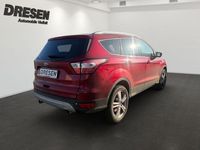 Gebraucht Ford Kuga Titanium 182 PS (133 kW) 2019 Metallic) (rot SUV