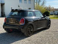 Second-hand Mini Cooper 102 CP (75 kW) 2018 Negru Hatchback