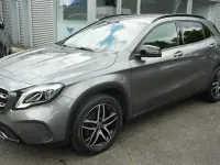 Gebraucht Mercedes GLA220 Business 177 PS (130 kW) 2017 Grau SUV