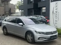 Gebraucht VW Passat 150 PS (110 kW) 2022 Scale silver metallic Kombi