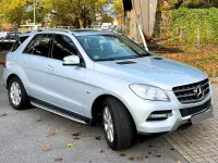 Gebraucht Mercedes ML250 204 PS (150 kW) 2012 Silber SUV