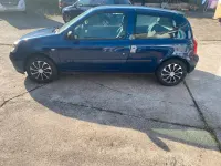 Gebraucht Renault Clio 75 PS (55 kW) 2004 Blau Kleinwagen
