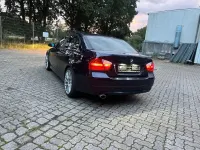 Gebraucht BMW 320 150 PS (110 kW) 2005 Blau Limousine