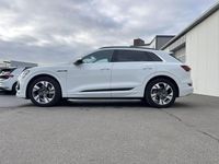 Używany Audi e-tron S-Line 300 kW (408 KM) 2022 Biały SUV