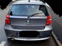 Usata BMW 118 143 CV (105 kW) 2009 Argento Utilitaria