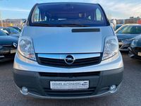 Gebraucht Opel Vivaro 114 PS (83 kW) 2006 Silber Van / Kleinbus