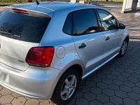 Gebraucht VW Polo 75 PS (55 kW) 2011 Silber Kleinwagen