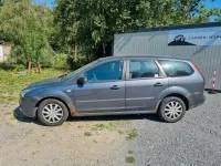 Gebraucht Ford Focus Trend 101 PS (74 kW) 2005 Grau Kombi
