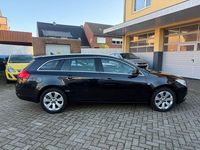 Gebraucht Opel Insignia Edition 160 PS (117 kW) 2010 Schwarz Kombi