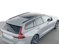 Gebraucht Volvo V60 Plus 197 PS (144 kW) 2025 Grau Kombi