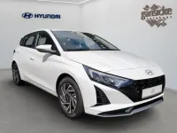 Gebraucht Hyundai i20 Trend 101 PS (74 kW) 2025 Weiß Limousine