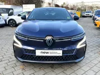 Używany Renault Megane E-Tech Iconic 161 kW (220 KM) 2022 Niebieski Sedan/Limuzyna