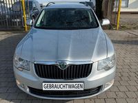 Gebraucht Skoda Superb Ambition 125 PS (91 kW) 2011 Silber Kombi
