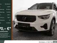 Neu Volvo XC40 Plus 163 PS (119 kW) 2026 Weiß SUV