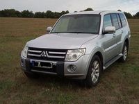 Gebraucht Mitsubishi Pajero Intense 200 PS (147 kW) 2010 Silber SUV