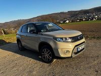 Gebraucht Suzuki Vitara Comfort 120 PS (88 kW) 2015 Beige SUV