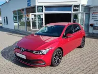 Gebraucht VW Golf VIII 131 PS (96 kW) 2021 Rot Limousine
