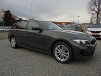 Gebraucht BMW 320 190 PS (139 kW) 2024 Grau Kombi
